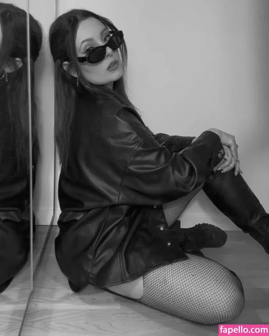 Christina Green Onlyfans Photo Gallery 