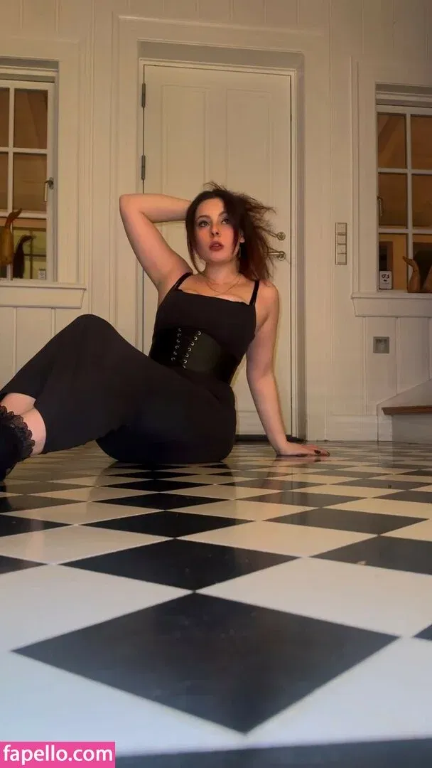 Christina Green Onlyfans Photo Gallery 