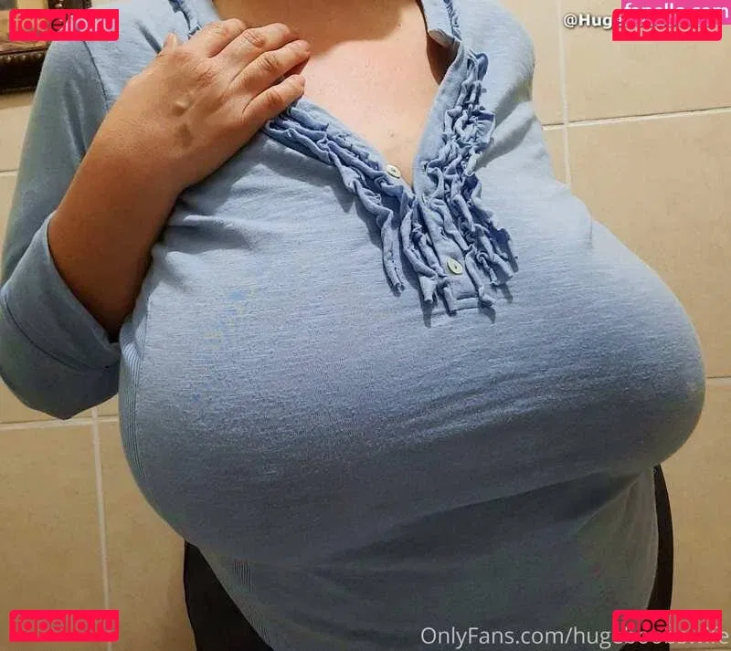 Hugeboobswife Onlyfans Photo Gallery 