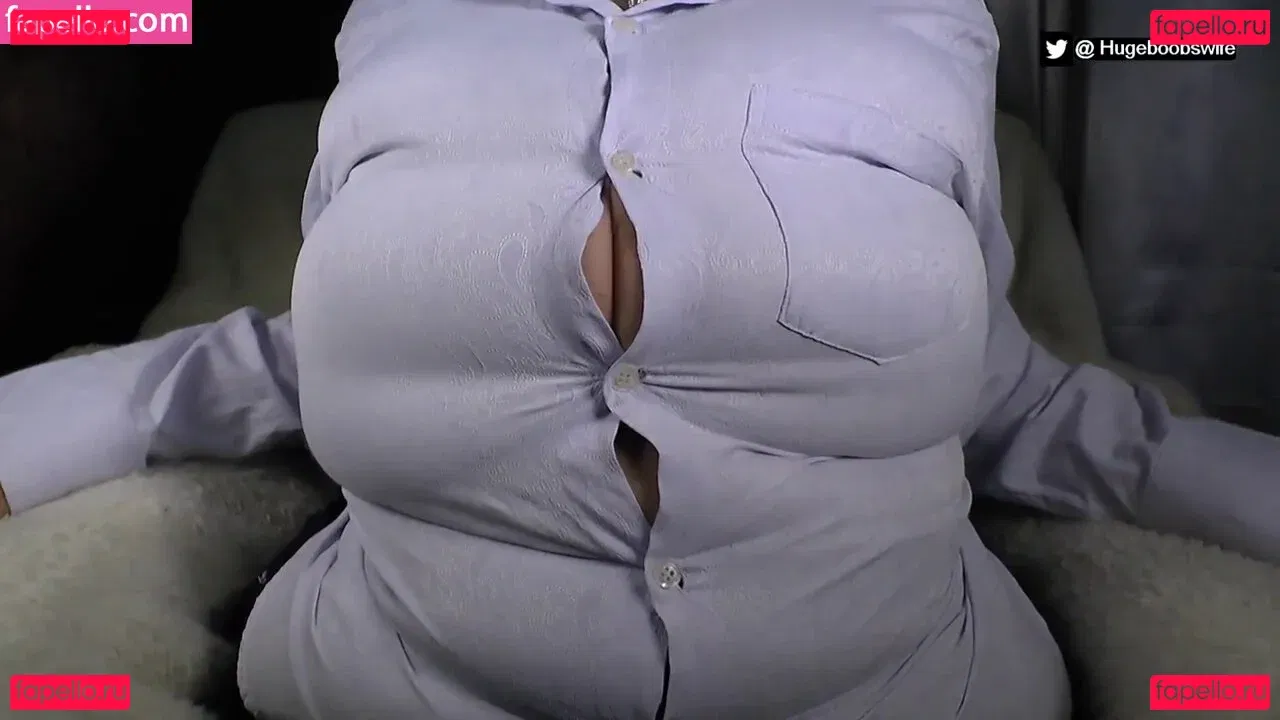 Hugeboobswife Onlyfans Photo Gallery 