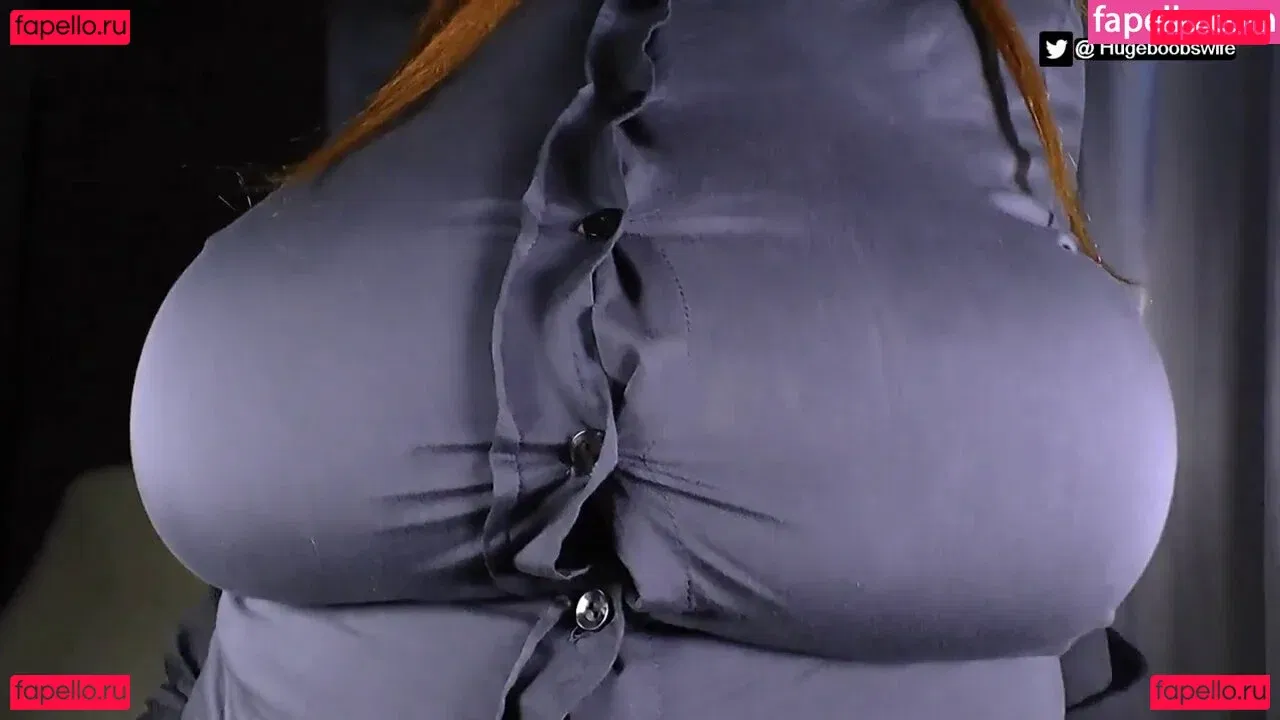 Hugeboobswife Onlyfans Photo Gallery 