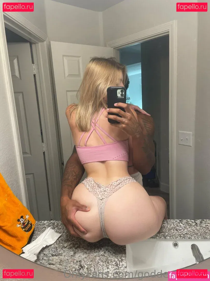 Cecily Demille Onlyfans Photo Gallery 