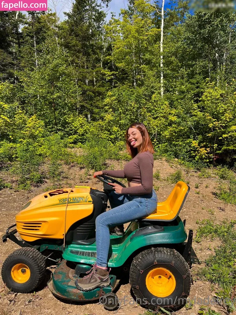 Myla Del Ray Onlyfans Photo Gallery 