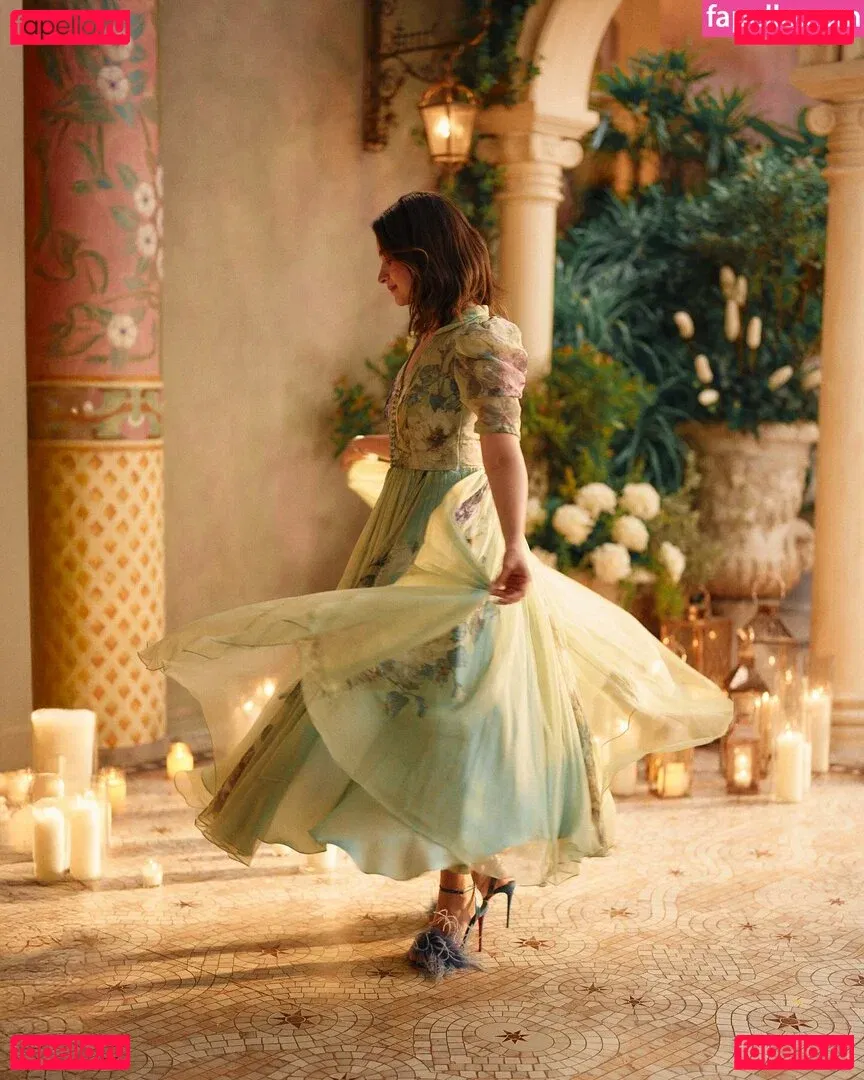 Alia Bhatt Onlyfans Photo Gallery 