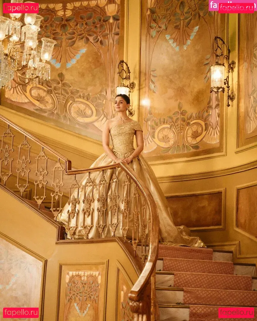 Alia Bhatt Onlyfans Photo Gallery 