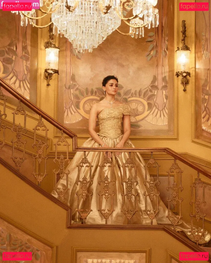 Alia Bhatt Onlyfans Photo Gallery 