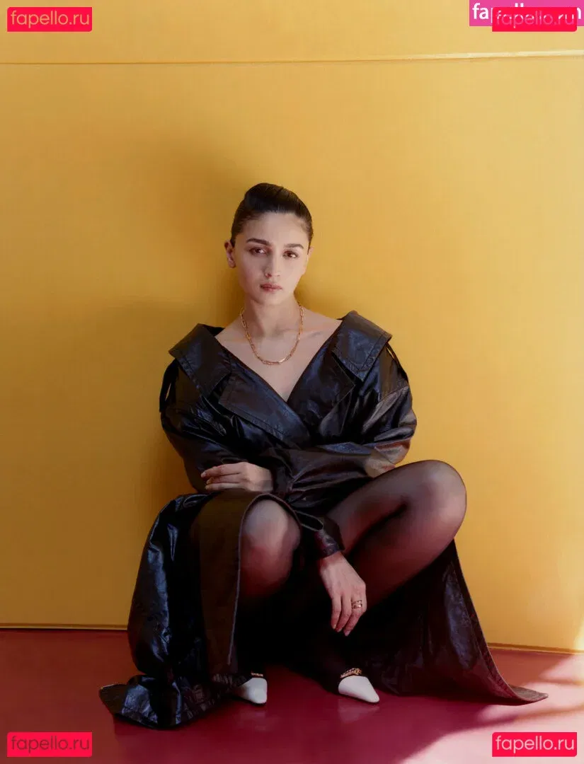 Alia Bhatt Onlyfans Photo Gallery 