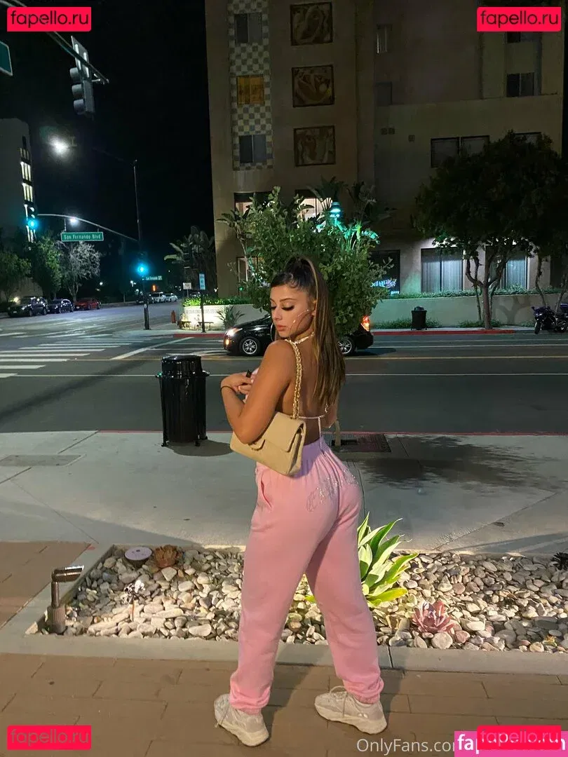 Submissive Skylar Onlyfans Photo Gallery 