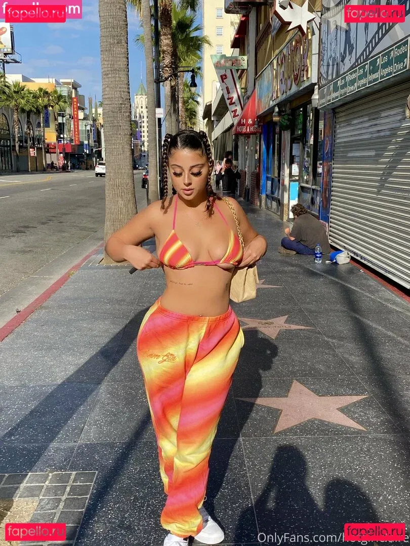 Submissive Skylar Onlyfans Photo Gallery 