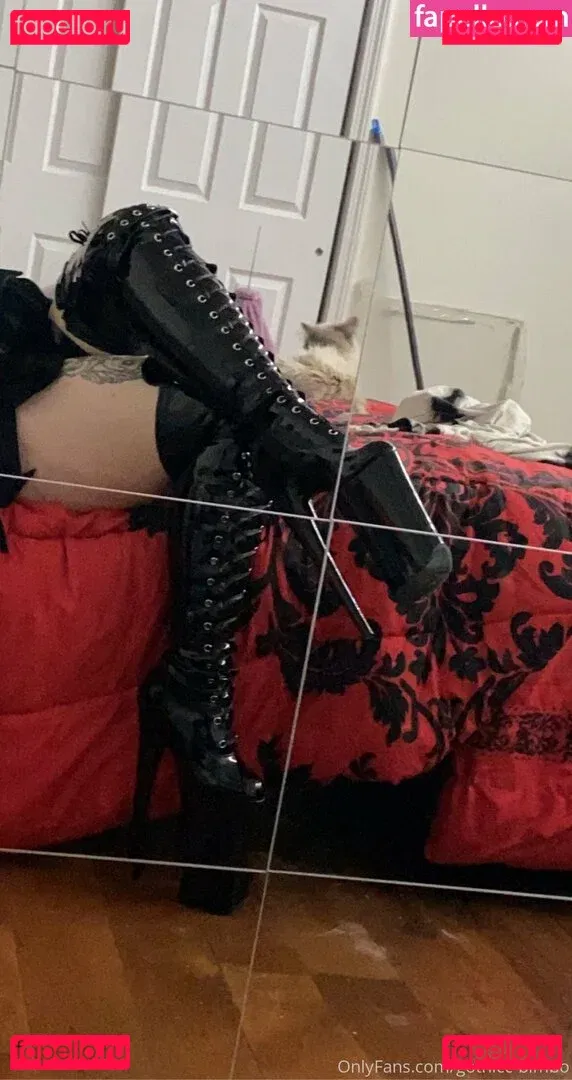 gothicc-bimbo Onlyfans Photo Gallery 