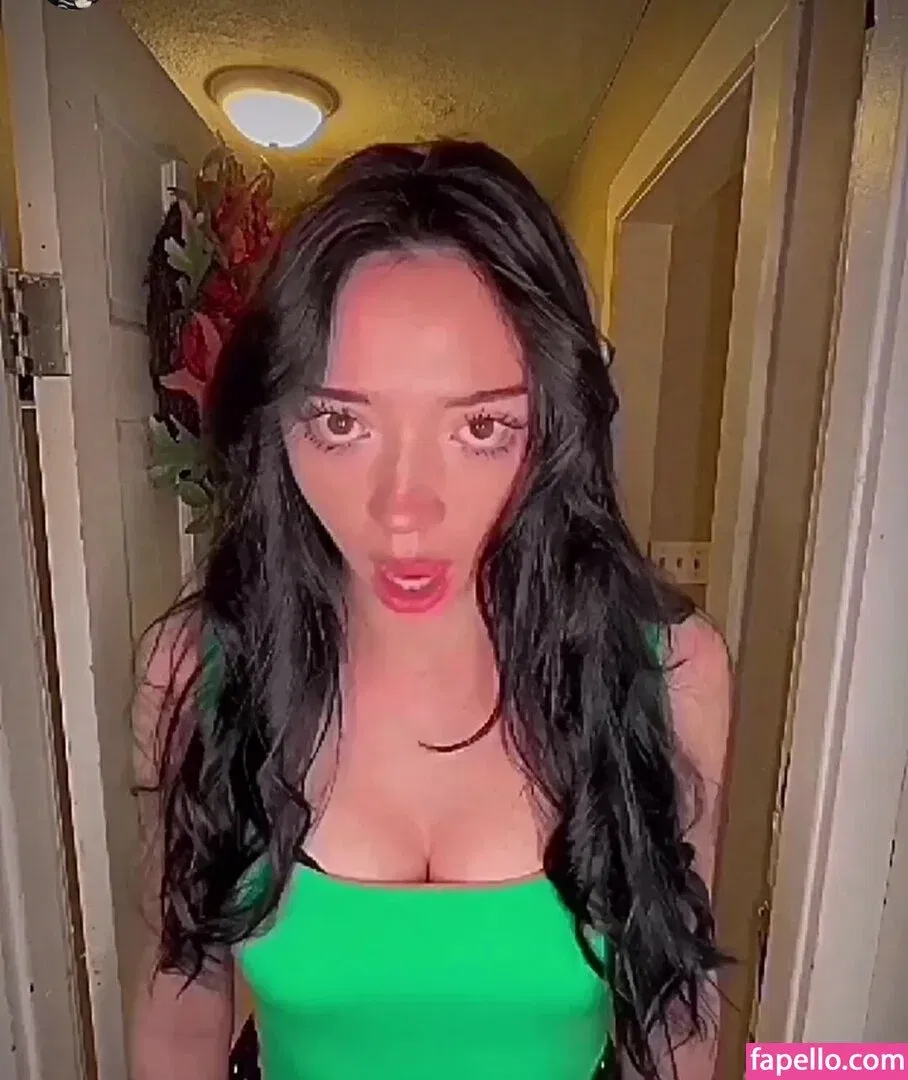 Molly Moon Onlyfans Photo Gallery 