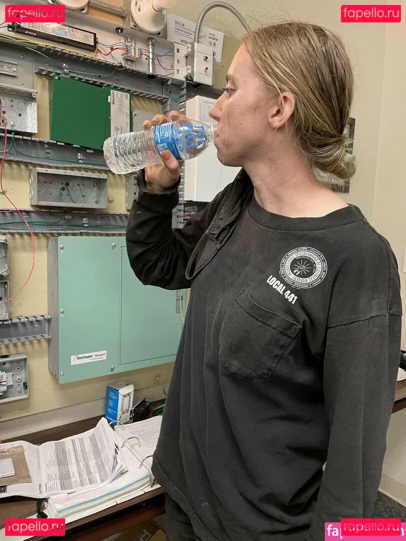 Wendy Lov Onlyfans Photo Gallery 