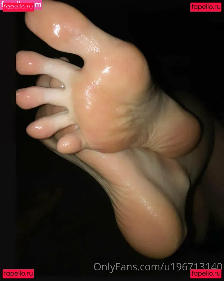 u196713140 Onlyfans Photo Gallery 