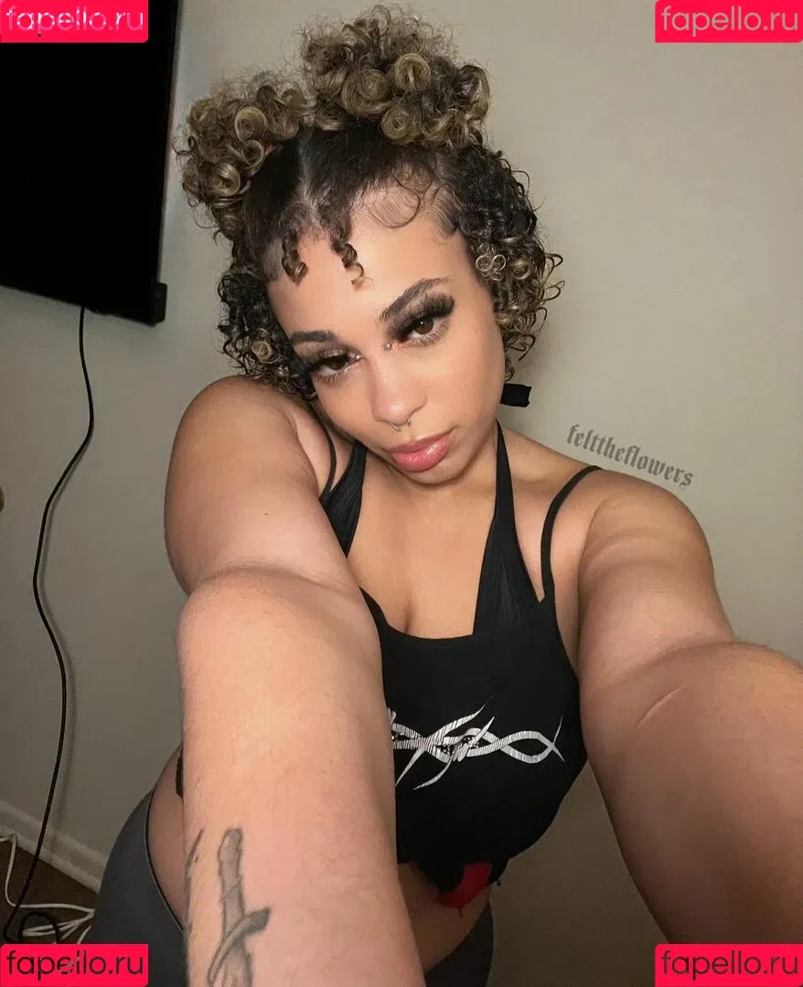 flowers Onlyfans Photo Gallery 
