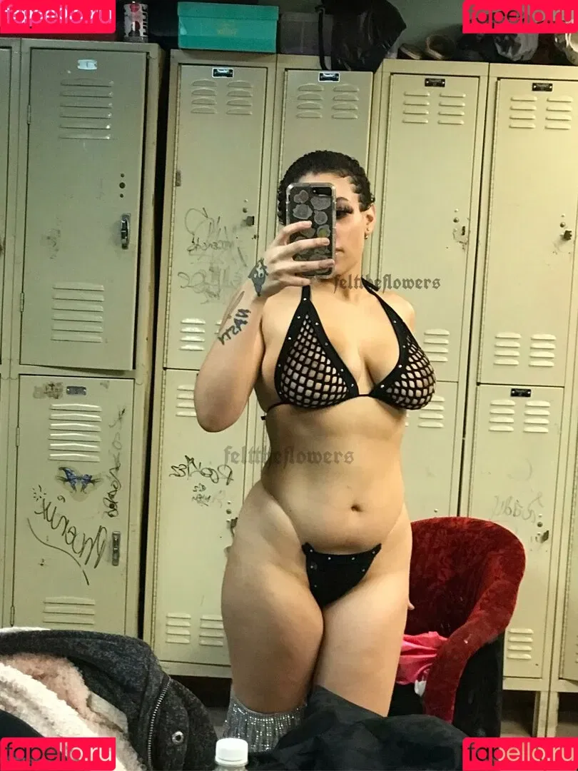 flowers Onlyfans Photo Gallery 