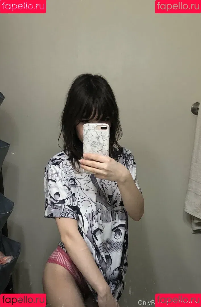 Mewnii Onlyfans Photo Gallery 