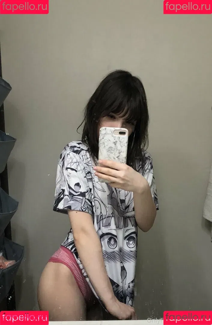 Mewnii Onlyfans Photo Gallery 