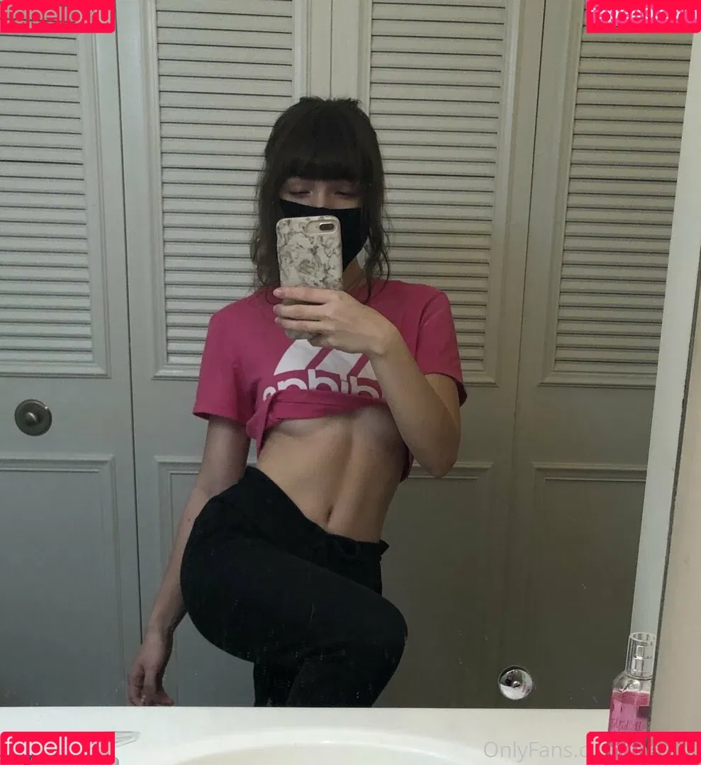 Mewnii Onlyfans Photo Gallery 