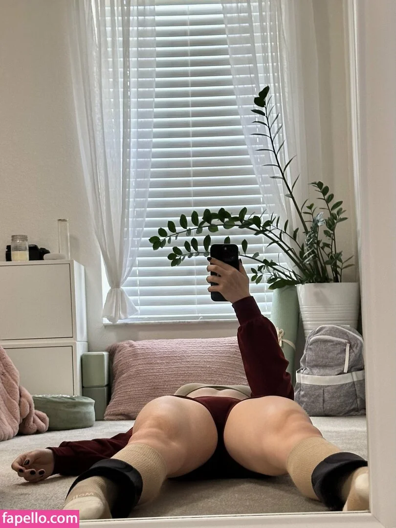 Mewnii Onlyfans Photo Gallery 