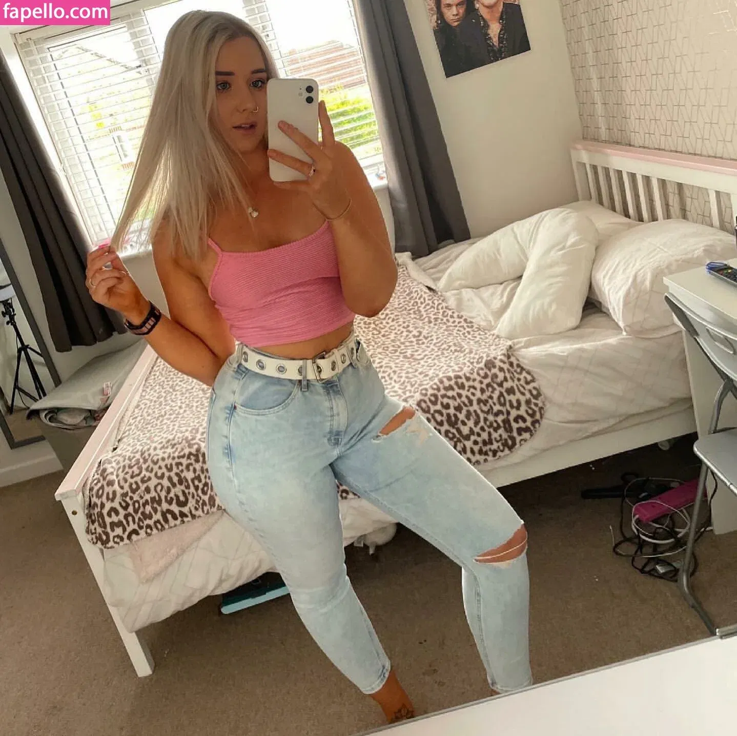 Molly Harding Onlyfans Photo Gallery 