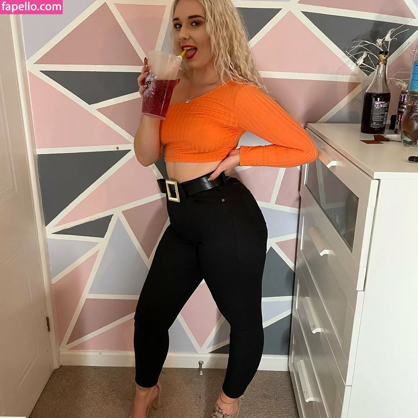 Molly Harding Onlyfans Photo Gallery 