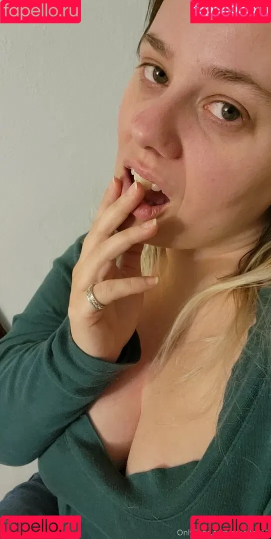 ameliab13 Onlyfans Photo Gallery 
