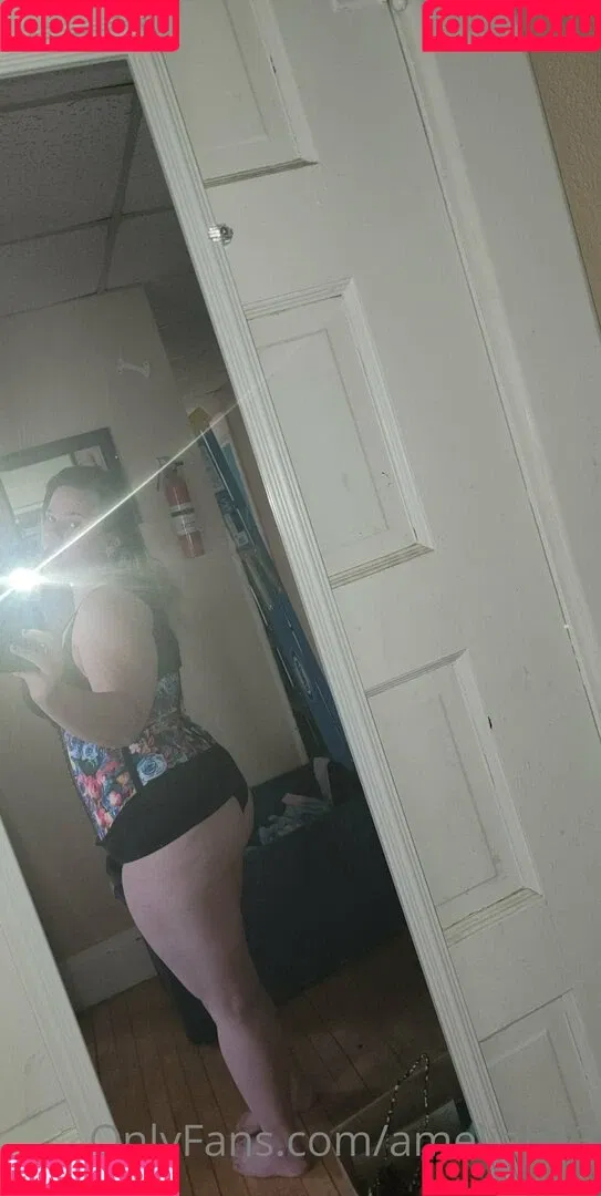 ameliab13 Onlyfans Photo Gallery 