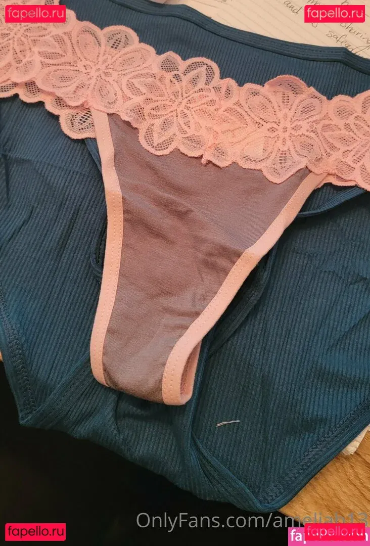 ameliab13 Onlyfans Photo Gallery 