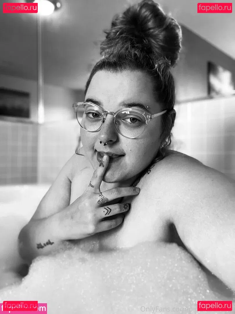 pipermedown Onlyfans Photo Gallery 