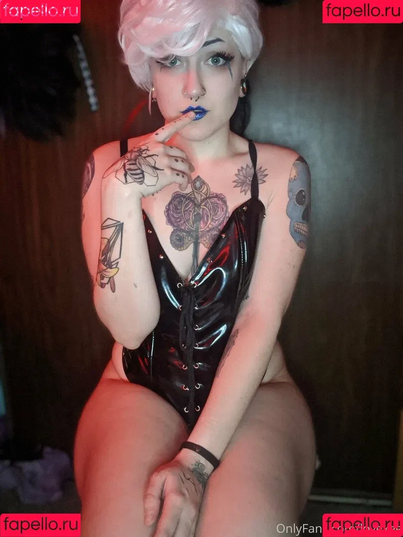 lovexee Onlyfans Photo Gallery 