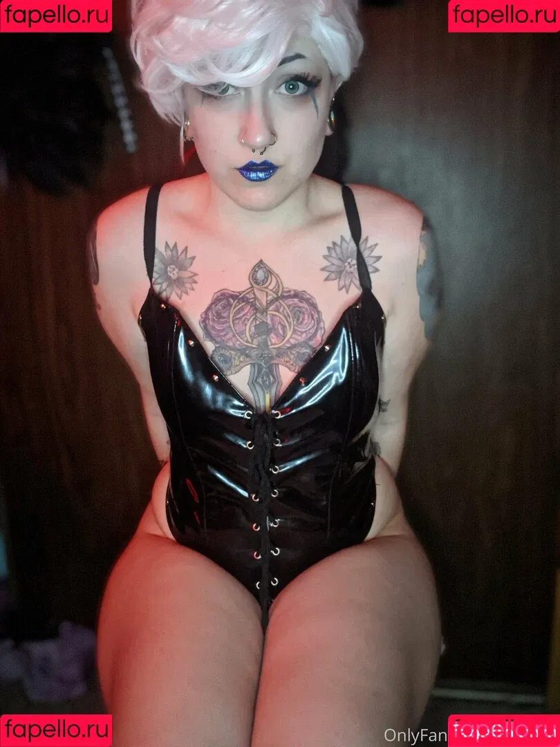 lovexee Onlyfans Photo Gallery 