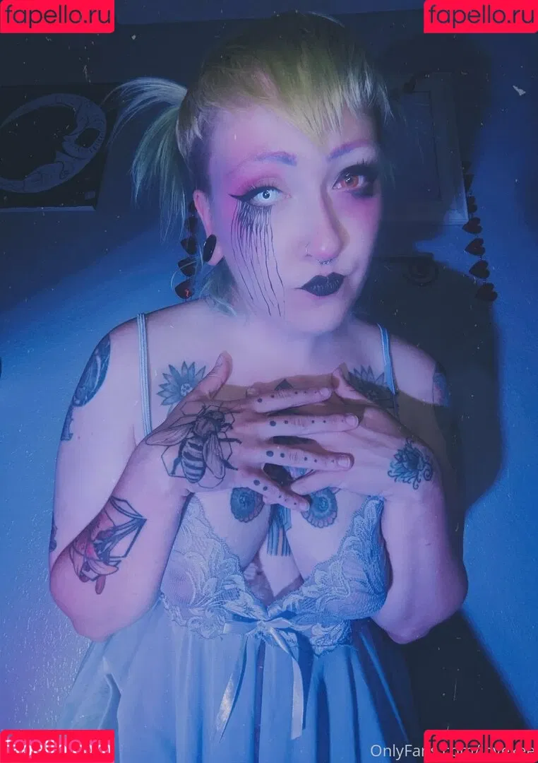 lovexee Onlyfans Photo Gallery 