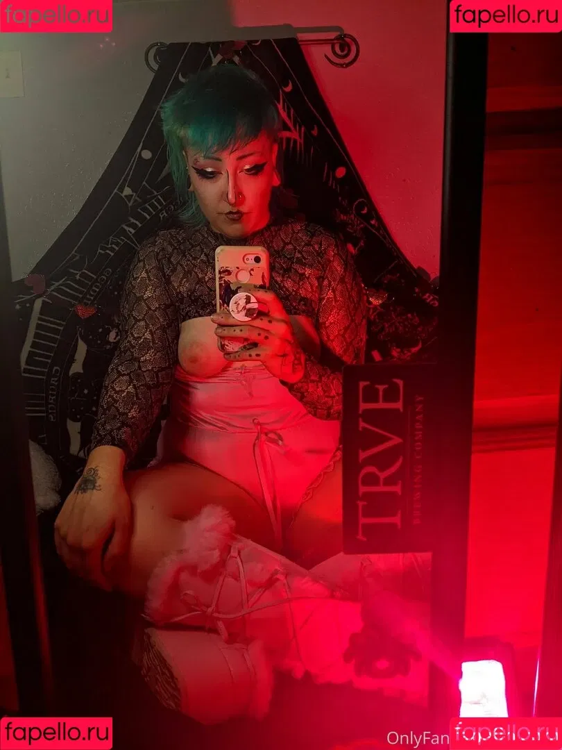 lovexee Onlyfans Photo Gallery 
