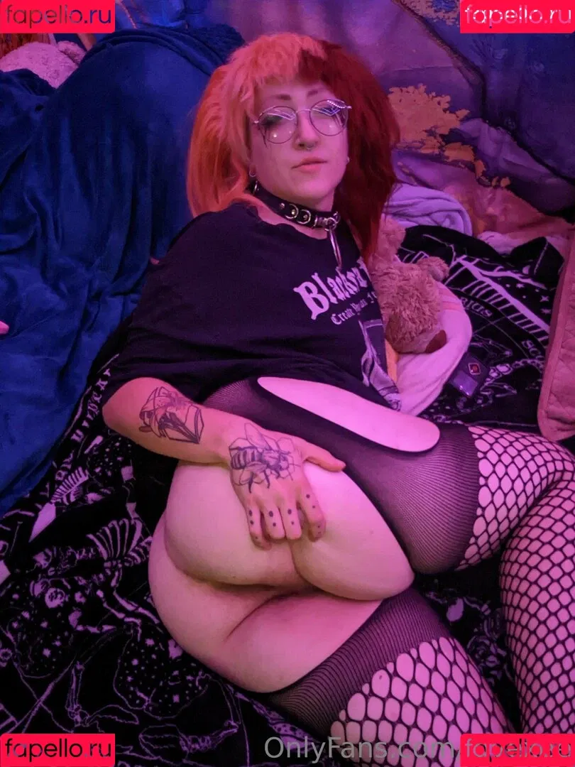 lovexee Onlyfans Photo Gallery 
