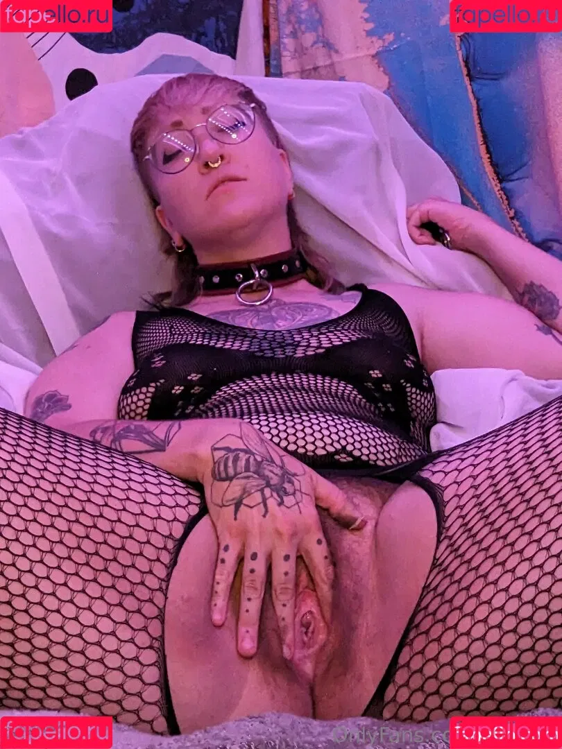 lovexee Onlyfans Photo Gallery 