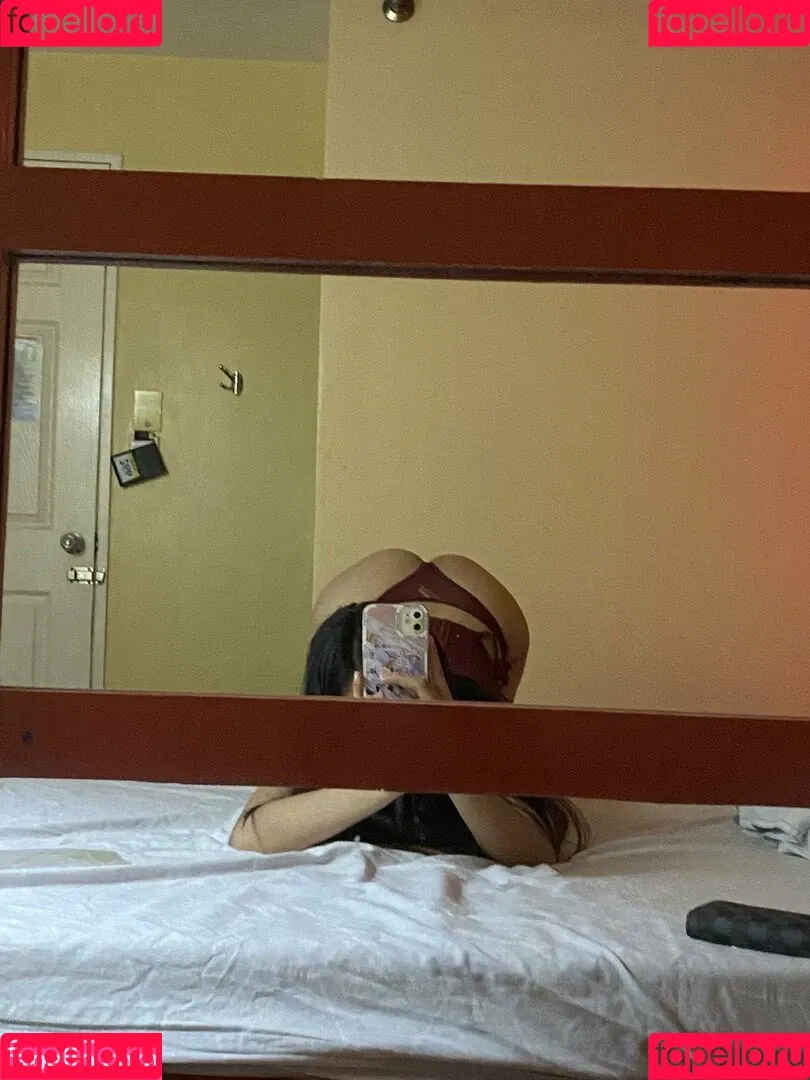 raisoftwi Onlyfans Photo Gallery 