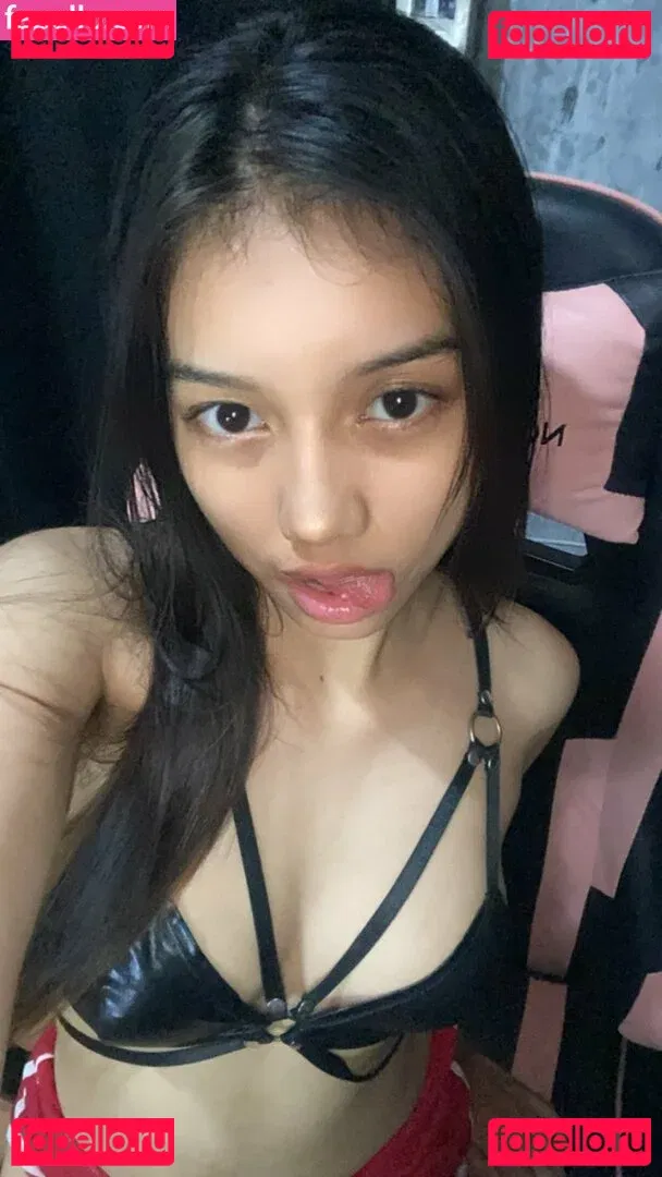 raisoftwi Onlyfans Photo Gallery 