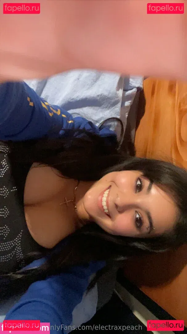 xpeachessxx Onlyfans Photo Gallery 