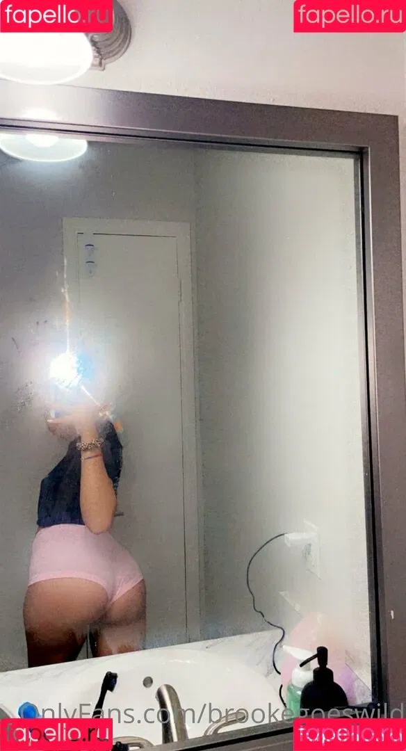 brookegoeswild Onlyfans Photo Gallery 