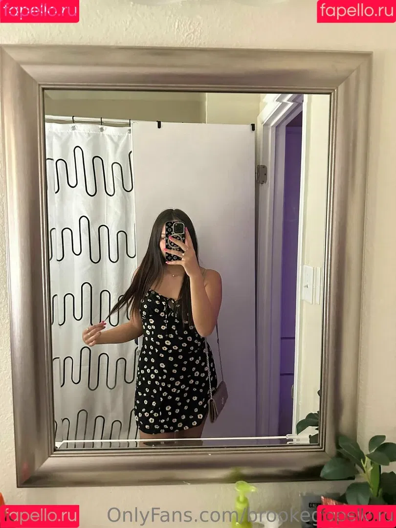 brookegoeswild Onlyfans Photo Gallery 