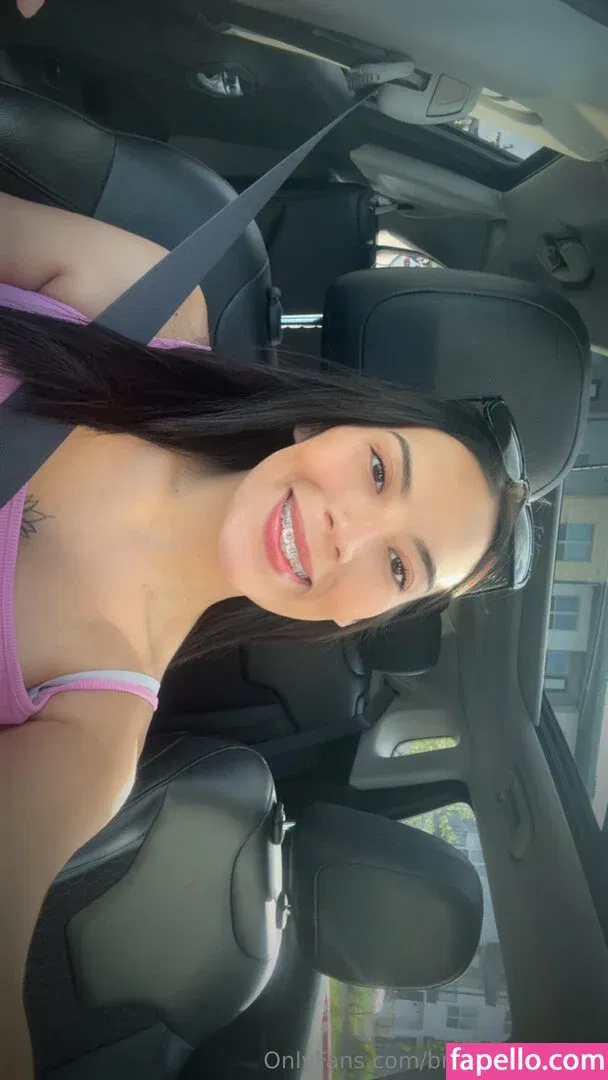 brookegoeswild Onlyfans Photo Gallery 