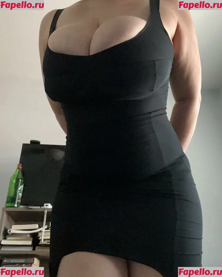 Rosaline Magdalene Onlyfans Photo Gallery 