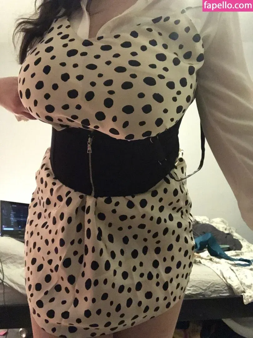 Rosaline Magdalene Onlyfans Photo Gallery 