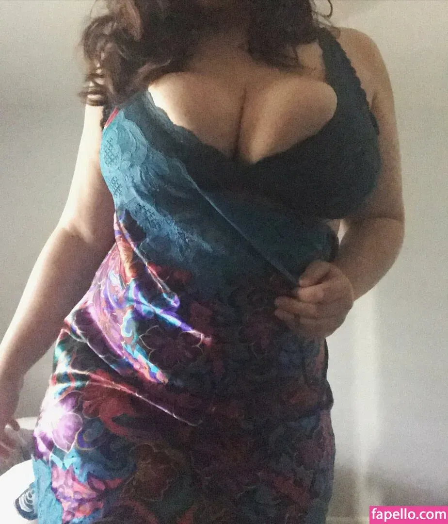 Rosaline Magdalene Onlyfans Photo Gallery 