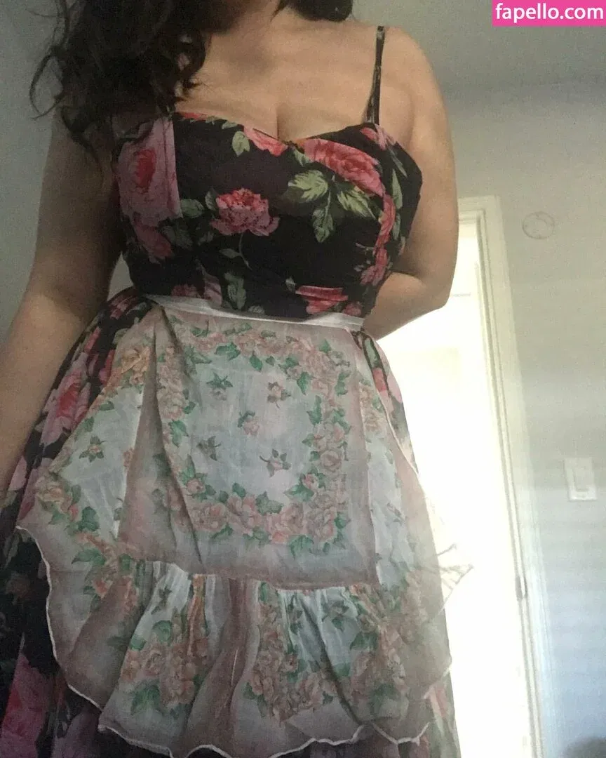 Rosaline Magdalene Onlyfans Photo Gallery 