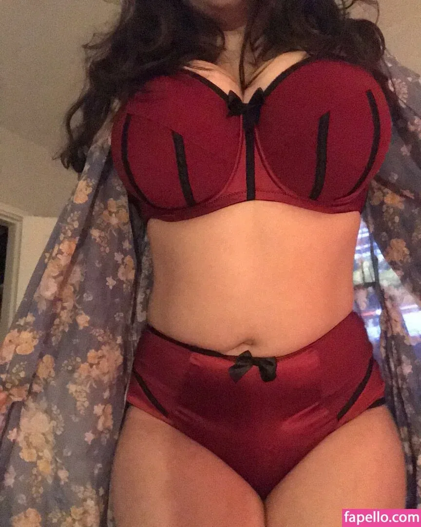 Rosaline Magdalene Onlyfans Photo Gallery 