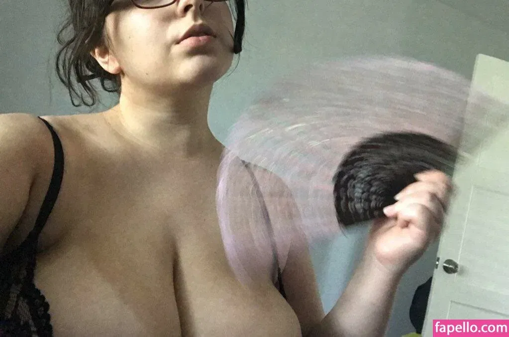 Rosaline Magdalene Onlyfans Photo Gallery 