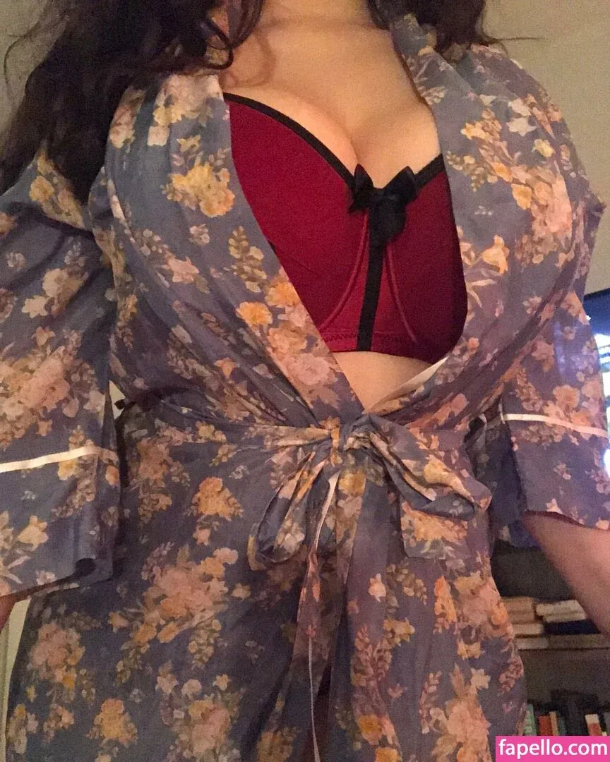 Rosaline Magdalene Onlyfans Photo Gallery 