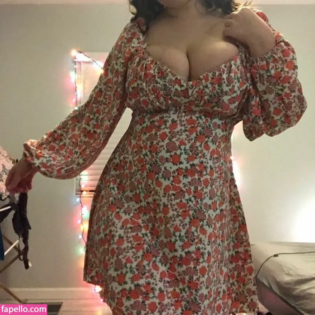 Rosaline Magdalene Onlyfans Photo Gallery 