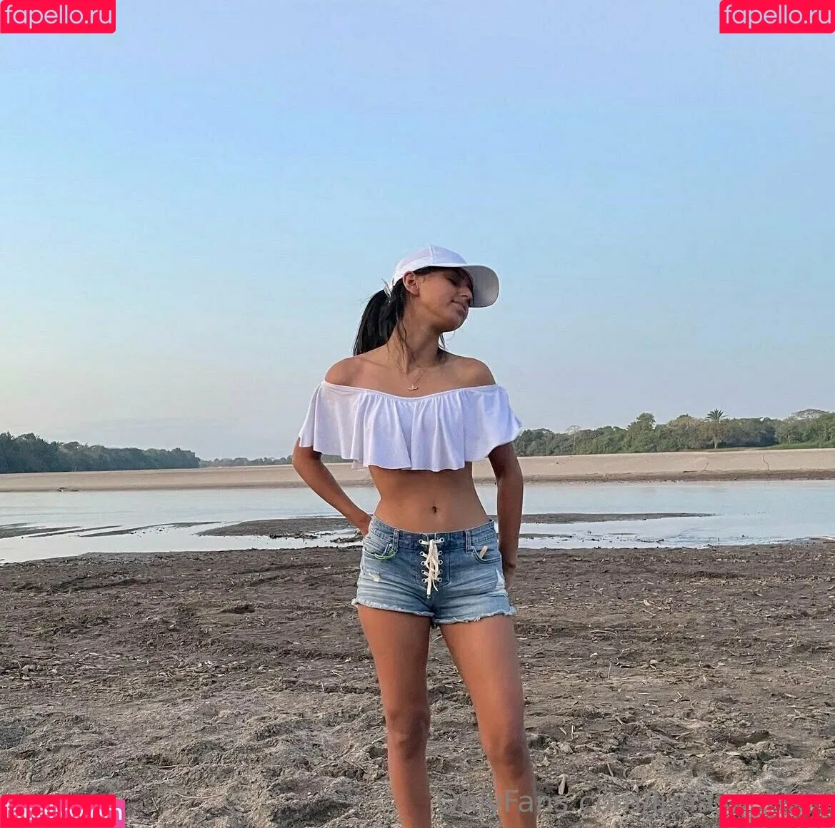 Luna Sophia Onlyfans Photo Gallery 